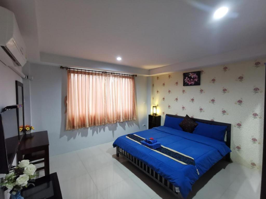 Tontalay Hotel Bangsaen Екстериор снимка
