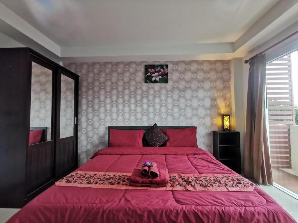 Tontalay Hotel Bangsaen Екстериор снимка