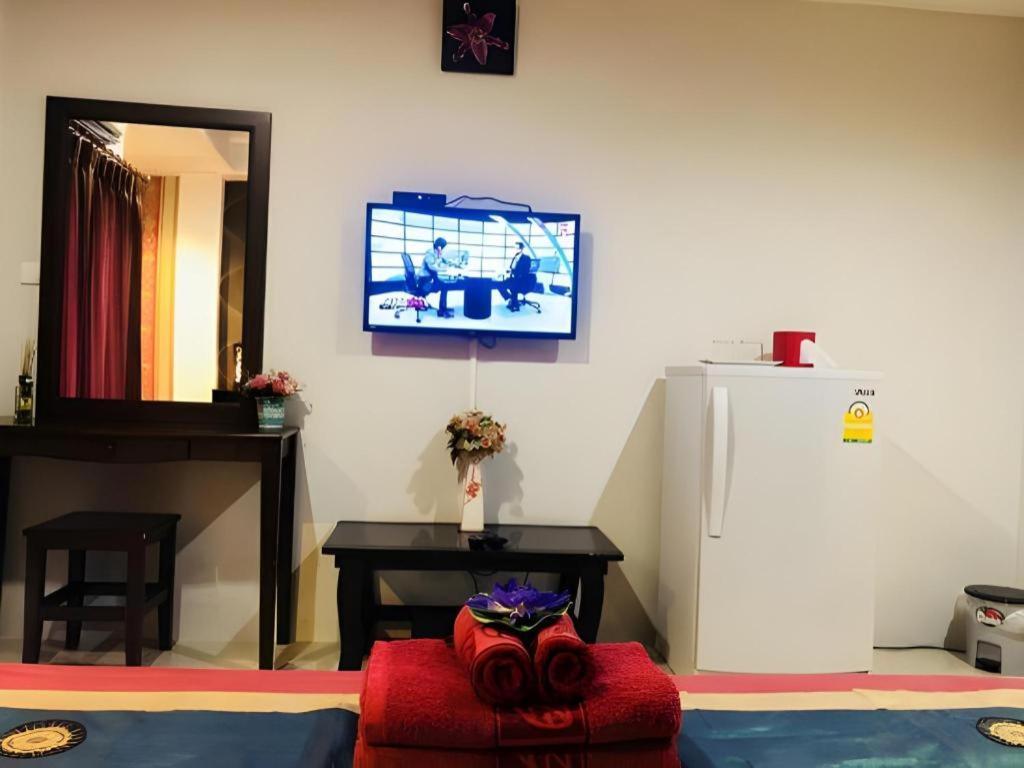 Tontalay Hotel Bangsaen Екстериор снимка