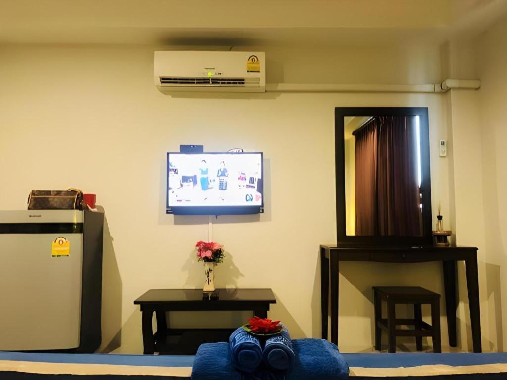 Tontalay Hotel Bangsaen Екстериор снимка