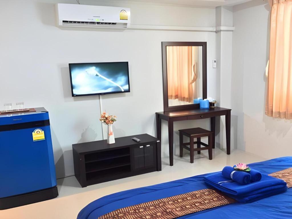 Tontalay Hotel Bangsaen Екстериор снимка