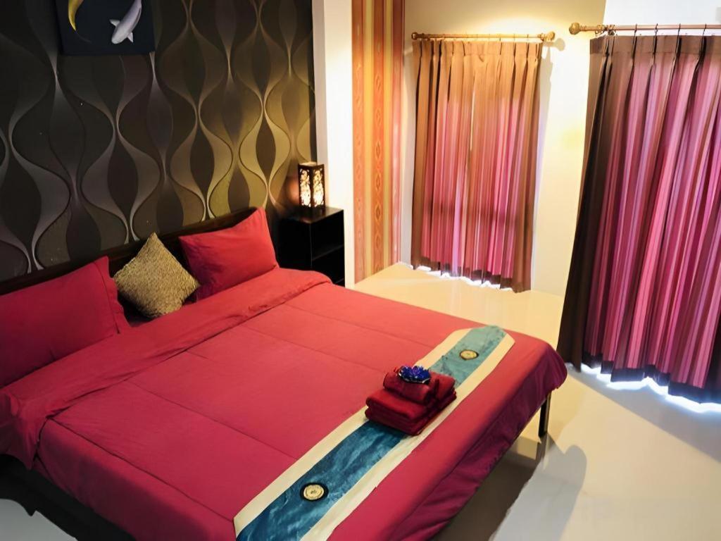 Tontalay Hotel Bangsaen Екстериор снимка