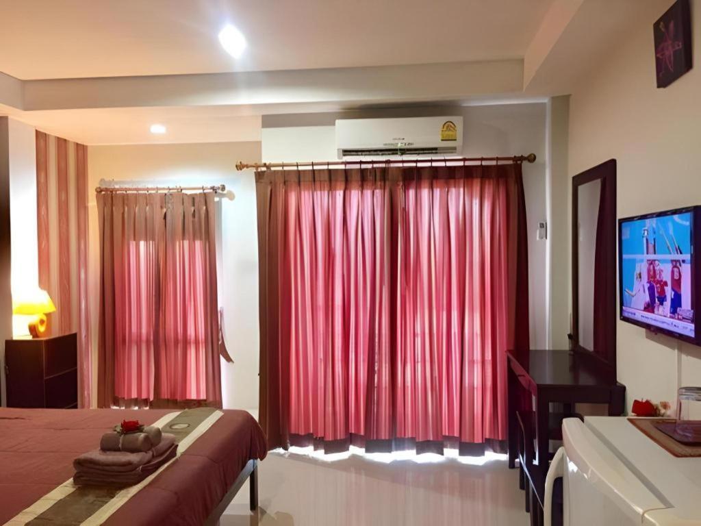 Tontalay Hotel Bangsaen Екстериор снимка